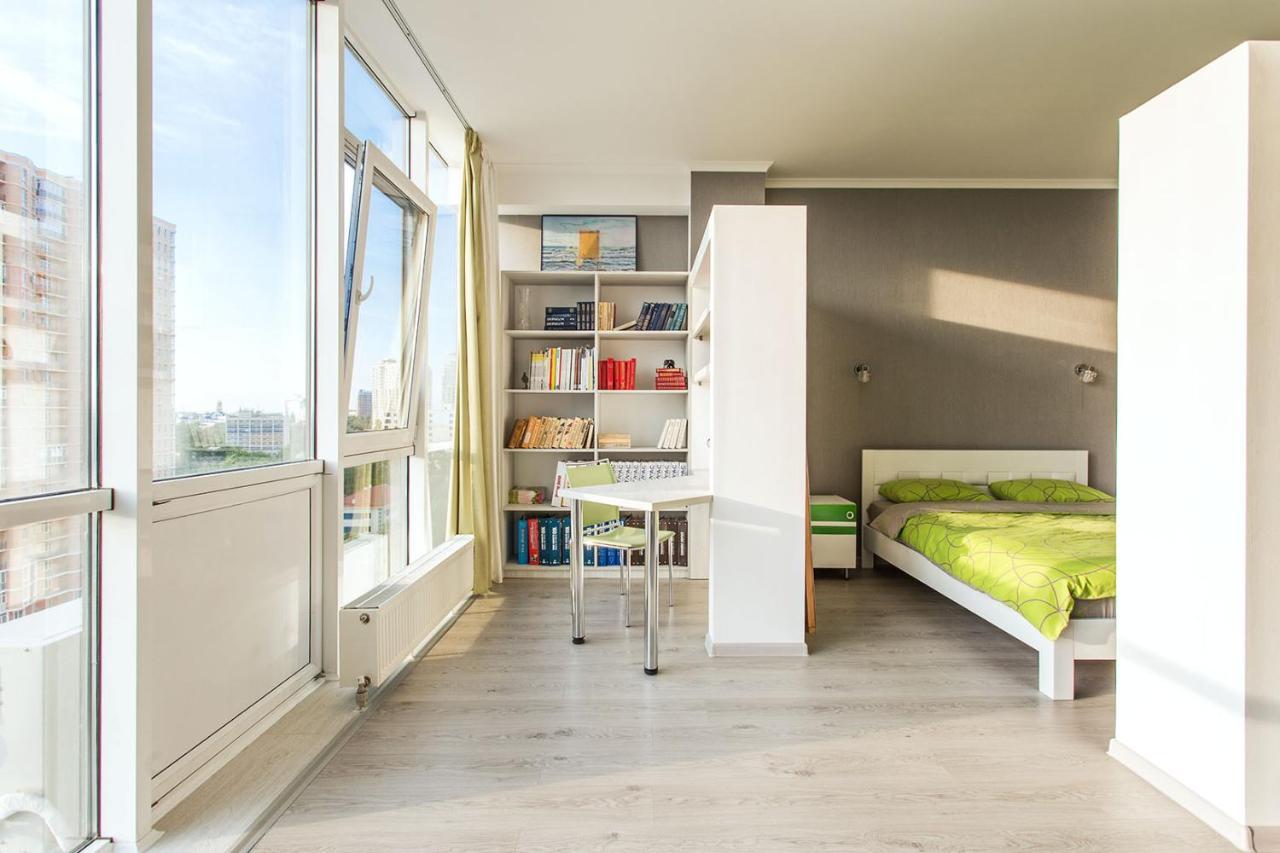 Gagarin Plaza Apartment 70 Square Metres On 12Th Floor Odessa Eksteriør bilde