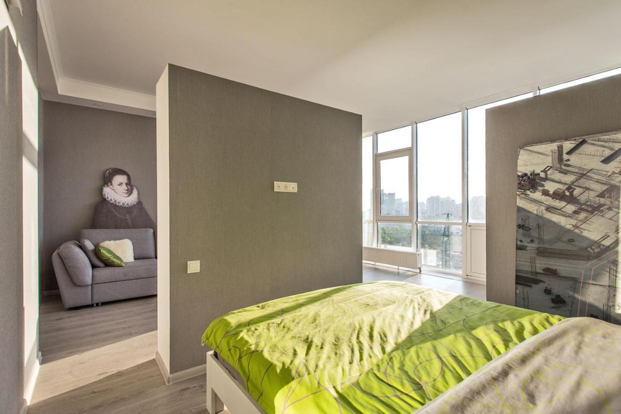 Gagarin Plaza Apartment 70 Square Metres On 12Th Floor Odessa Eksteriør bilde