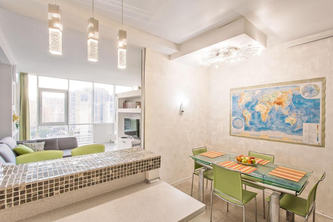 Gagarin Plaza Apartment 70 Square Metres On 12Th Floor Odessa Eksteriør bilde